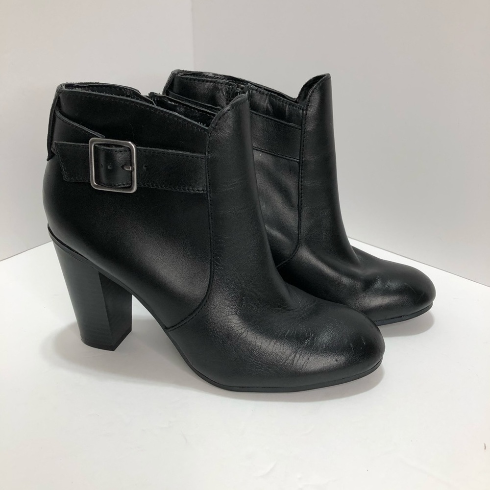 Liz Claiborne HARRY Black Heeled Ankle Boots